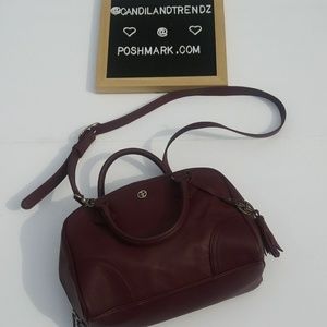 Giani Bernini Med size oxblood leather handbag